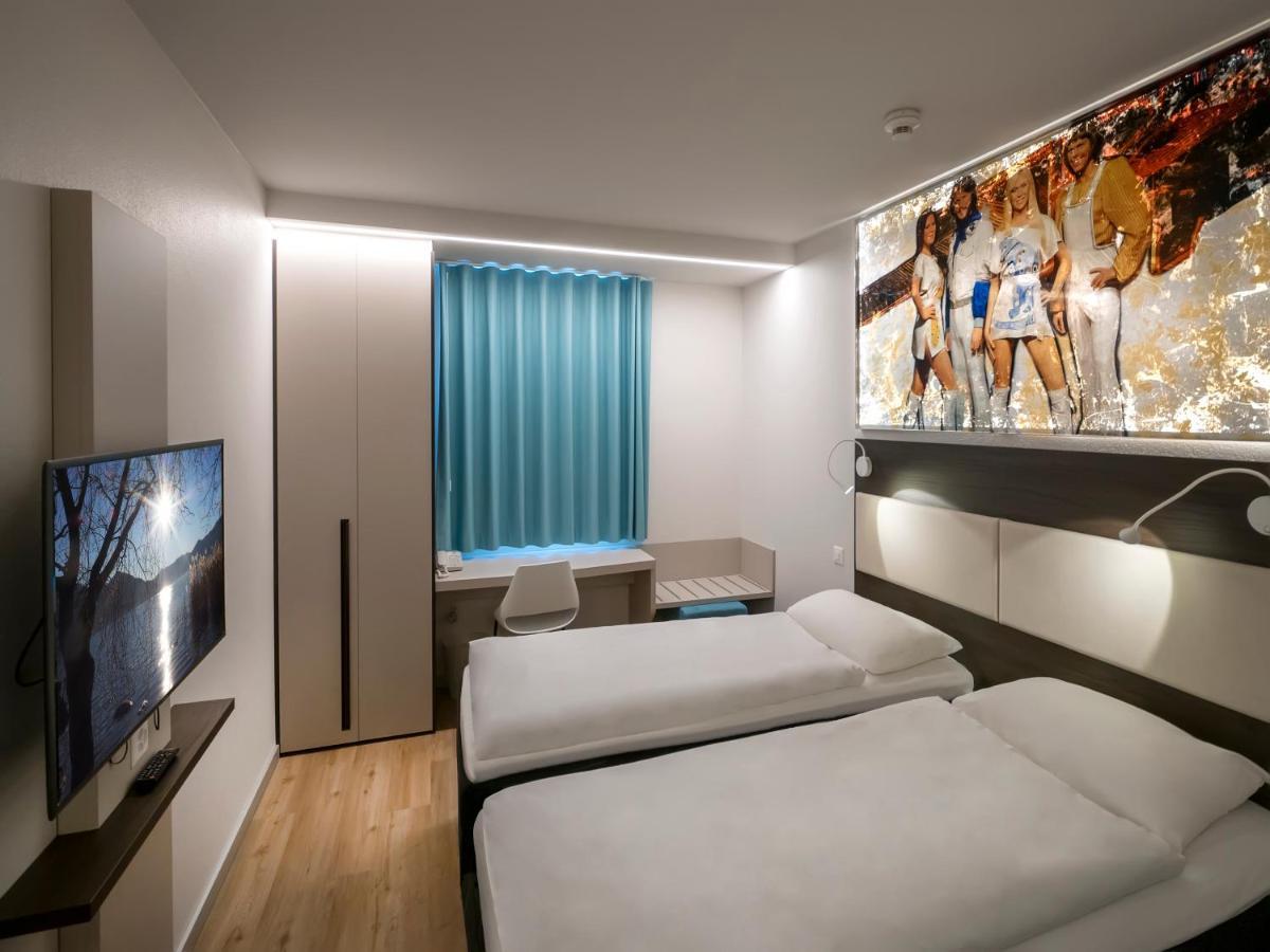 Отель Ibis Локарно Экстерьер фото